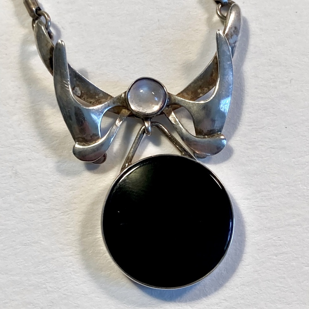 William Scholl Onyx and Moonstone Necklace